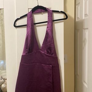 Brand new brand Express size M dress in purple. With tags with a split